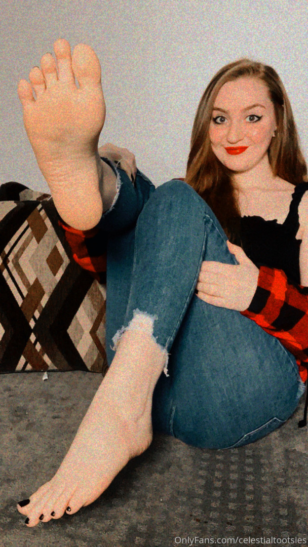 Photo by celestialtootsies published on October 16,2023 14:15:25 - BestThots
