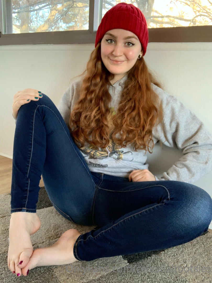 Photo by celestialtootsies published on October 16,2023 14:50:57 - BestThots