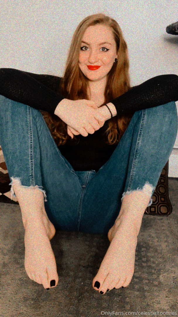 Photo by celestialtootsies published on October 16,2023 14:55:57 - BestThots