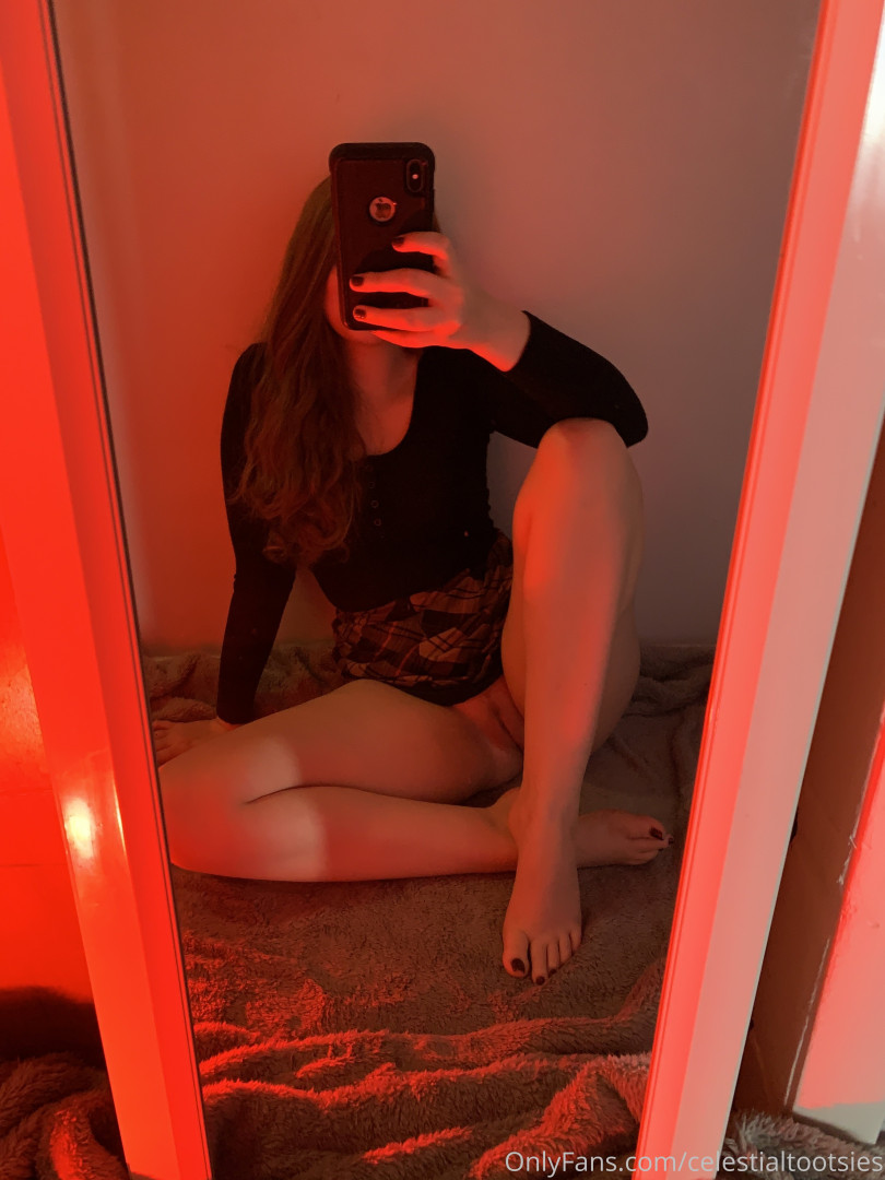 Photo by celestialtootsies published on October 16,2023 16:09:12 - BestThots