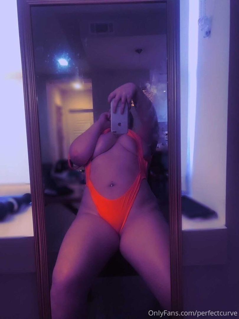 Photo by perfectcurve published on July 22,2023 20:46:14 - BestThots