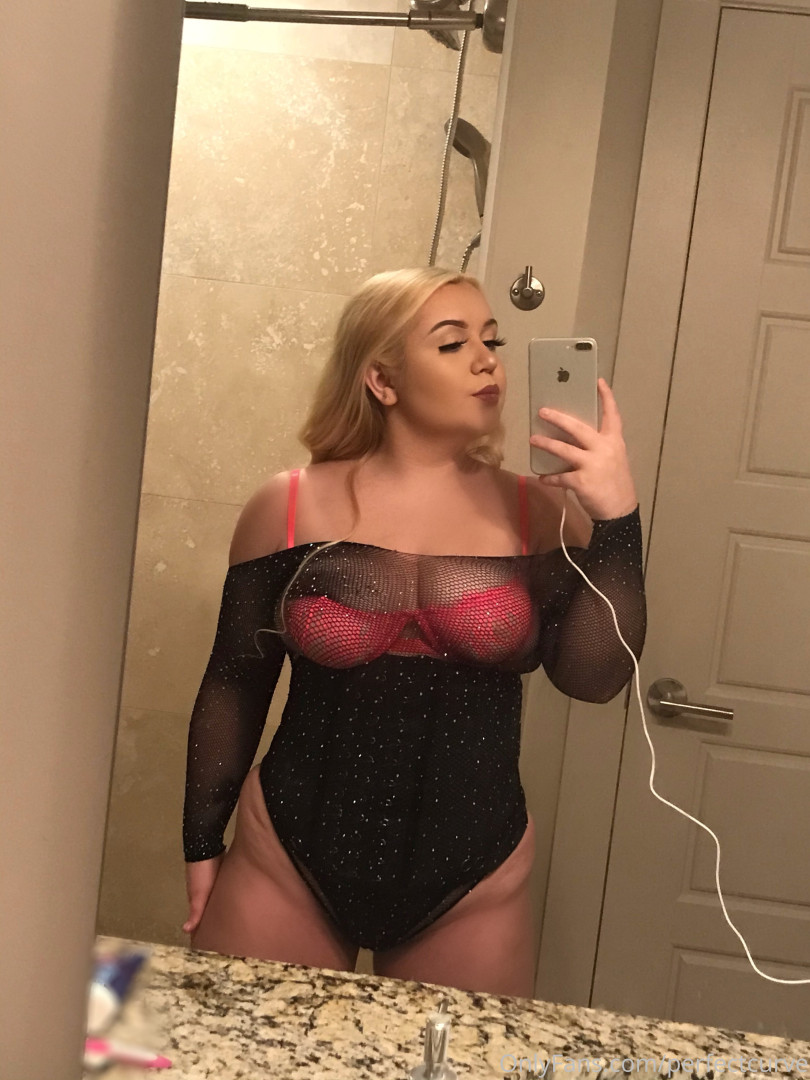 Photo by perfectcurve published on July 22,2023 20:48:56 - BestThots