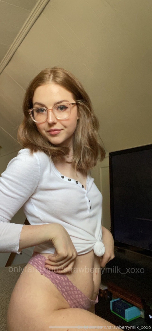 Photo by strawberrymilk_xoxo published on August 13,2023 02:56:42 - BestThots