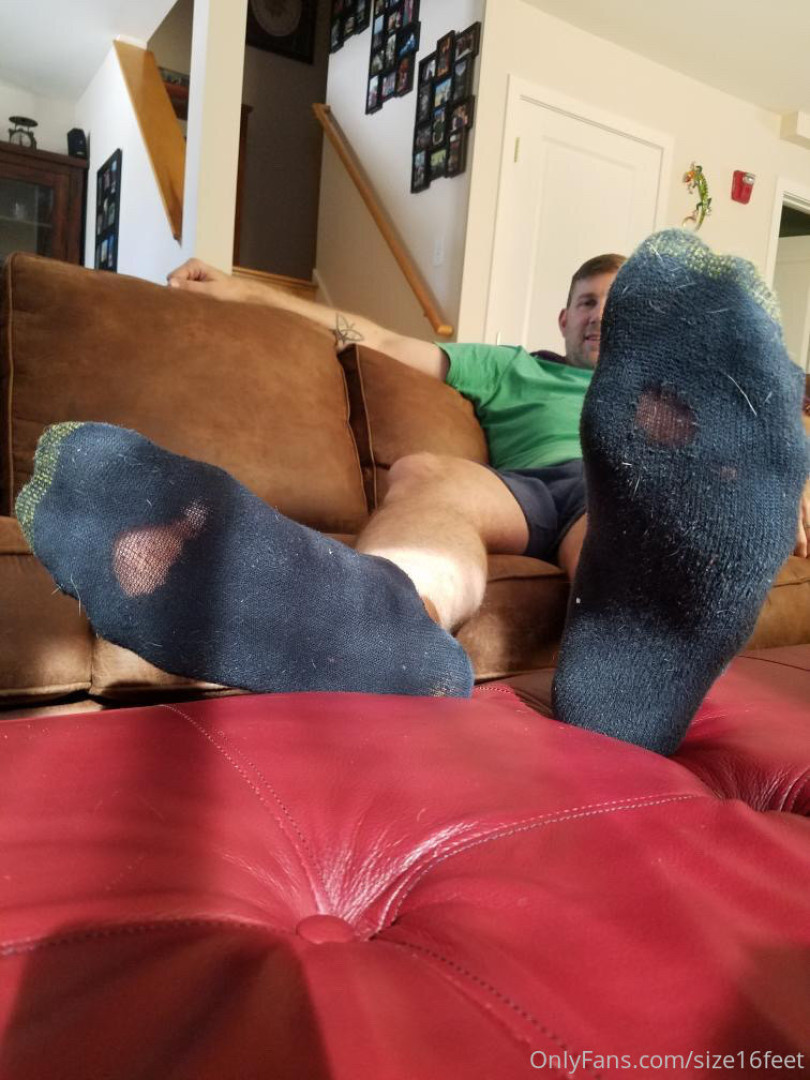 Photo by size16feet published on May 17,2023 23:36:49 - BestThots