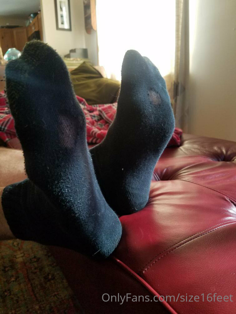 Photo by size16feet published on May 17,2023 23:36:51 - BestThots