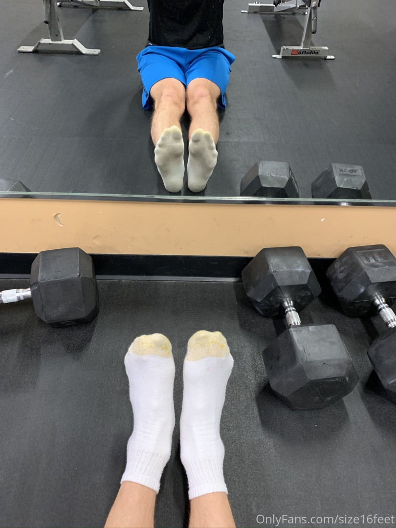 Photo by size16feet published on May 17,2023 23:37:10 - BestThots