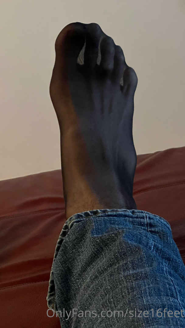 Photo by size16feet published on May 17,2023 23:37:16 - BestThots