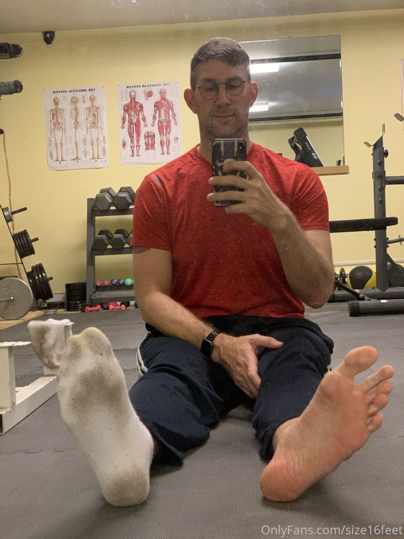 Photo by size16feet published on May 17,2023 23:37:20 - BestThots