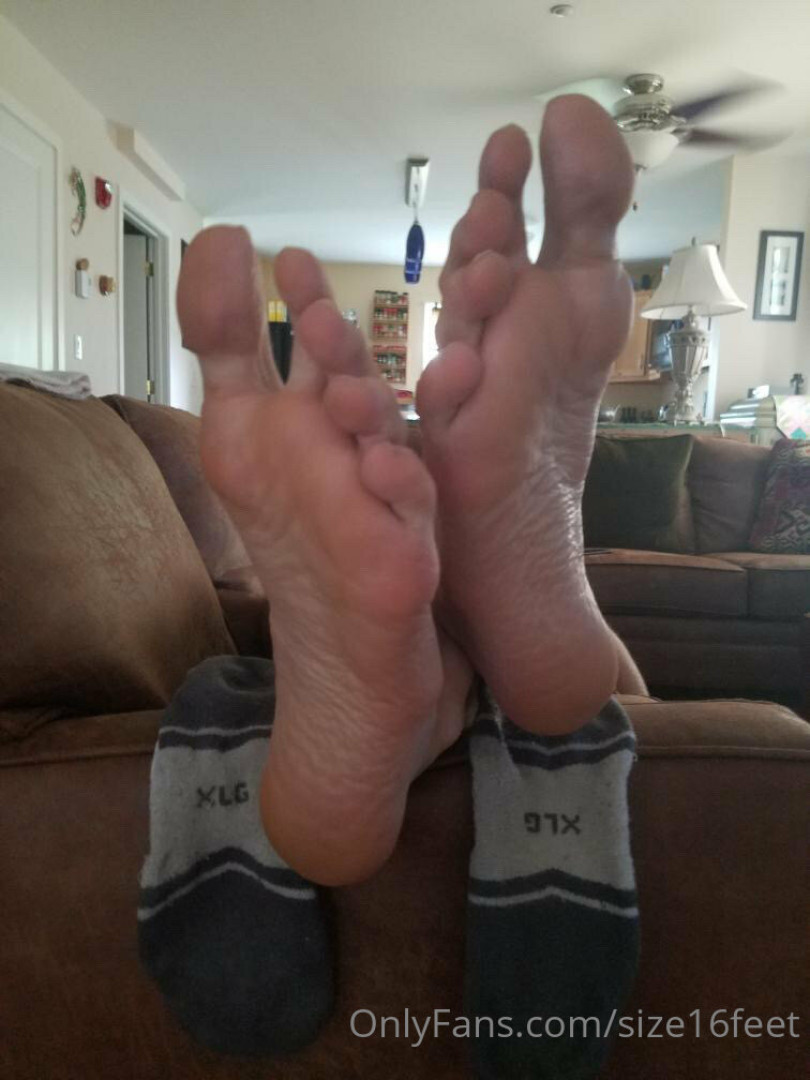 Photo by size16feet published on May 17,2023 23:37:27 - BestThots