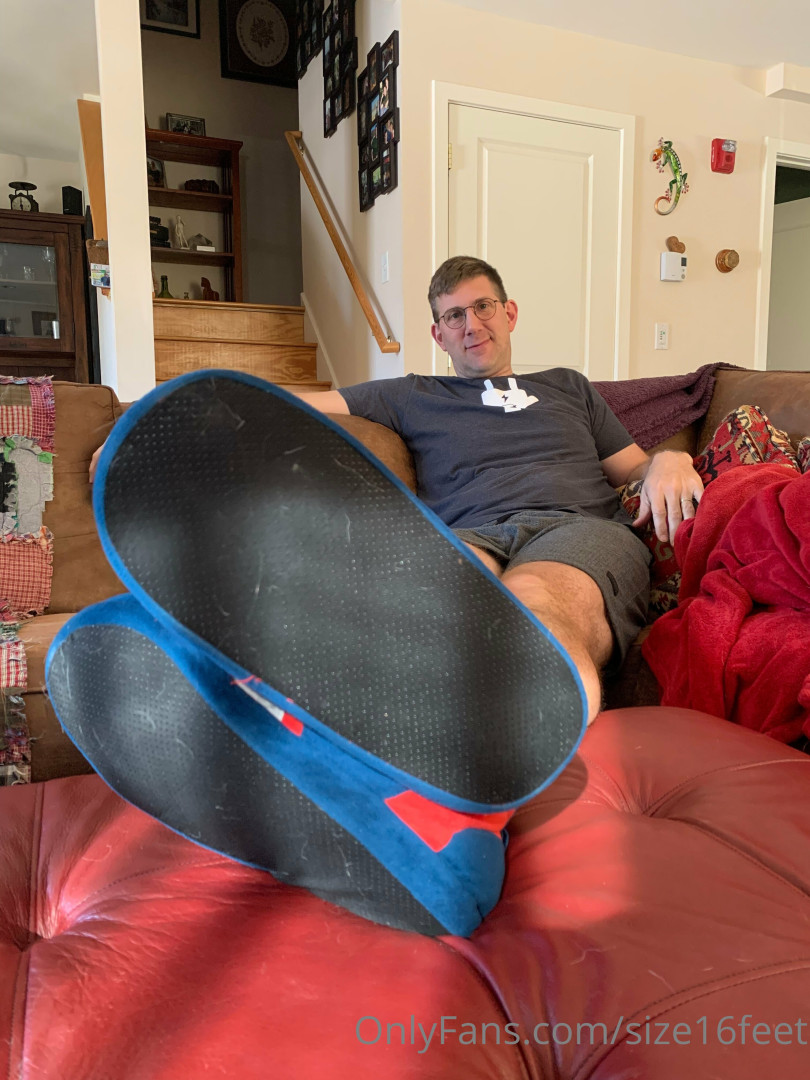 Photo by size16feet published on May 17,2023 23:37:52 - BestThots