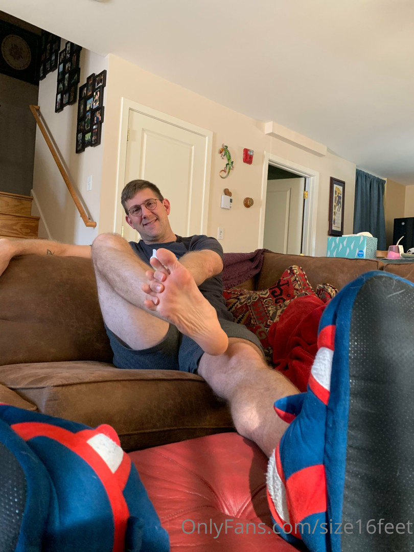 Photo by size16feet published on May 17,2023 23:38:07 - BestThots