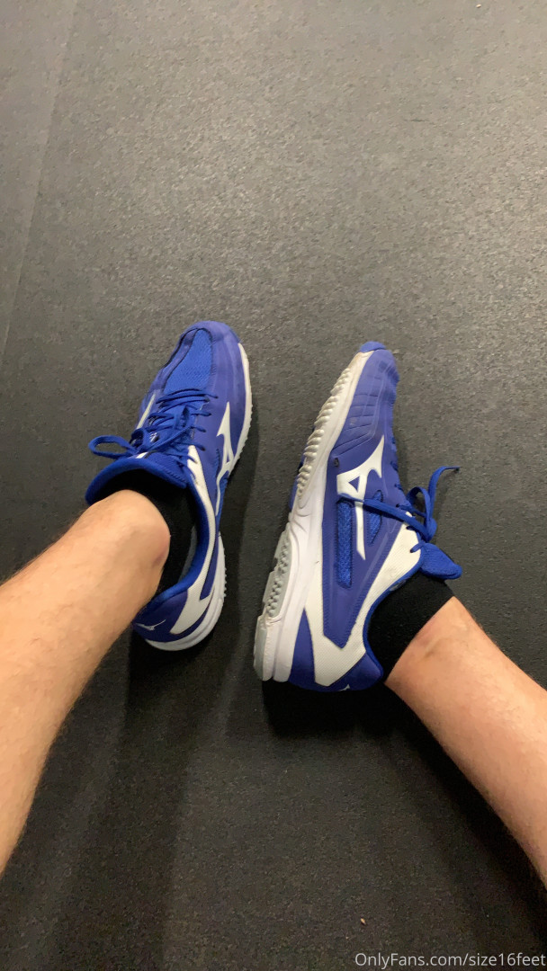 Photo by size16feet published on May 17,2023 23:38:32 - BestThots