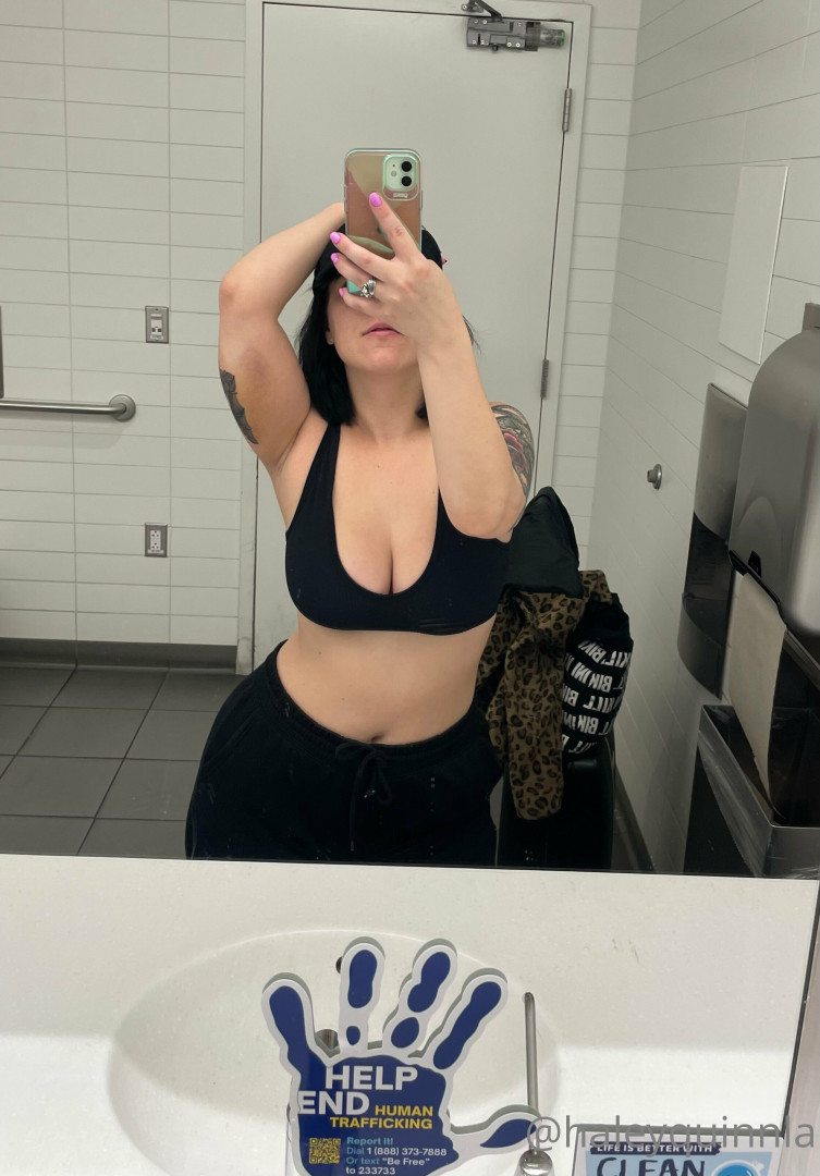 Photo by haleyquinnla published on November 2,2023 13:44:40 - BestThots