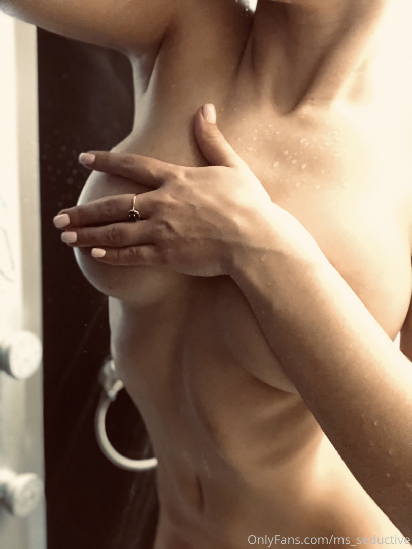 Photo by xclusive_m published on May 15,2023 23:37:31 - BestThots