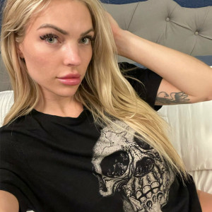 kristinelise #5903557