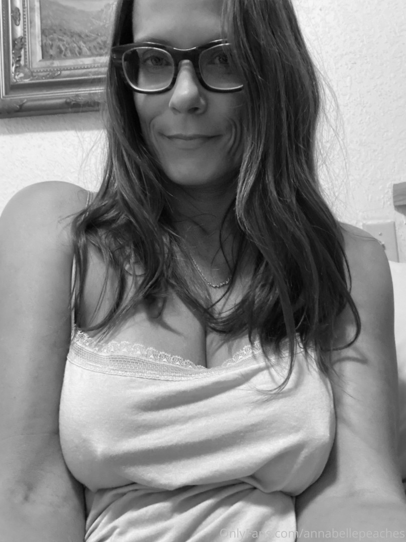 Photo by annabellepeaches published on June 21,2023 15:46:27 - BestThots
