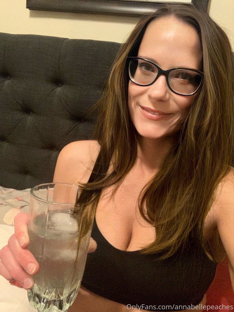Photo by annabellepeaches published on June 21,2023 15:46:46 - BestThots