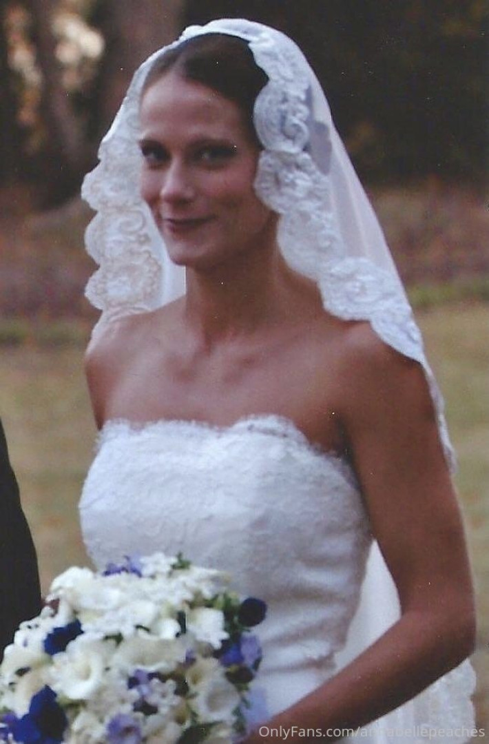 Photo by annabellepeaches published on June 21,2023 17:17:19 - BestThots