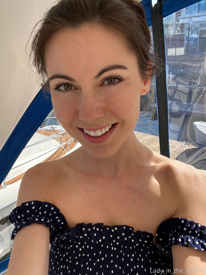 Photo by lady_in_the_streets published on August 29,2023 02:06:07 - BestThots