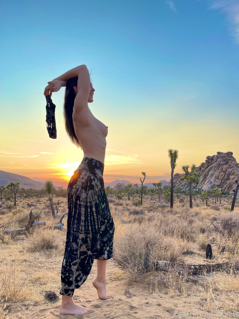 Photo by lady_in_the_streets published on August 29,2023 02:07:22 - BestThots