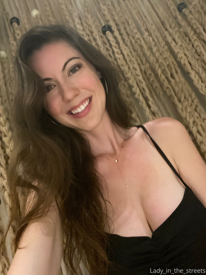 Photo by lady_in_the_streets published on August 29,2023 02:09:49 - BestThots