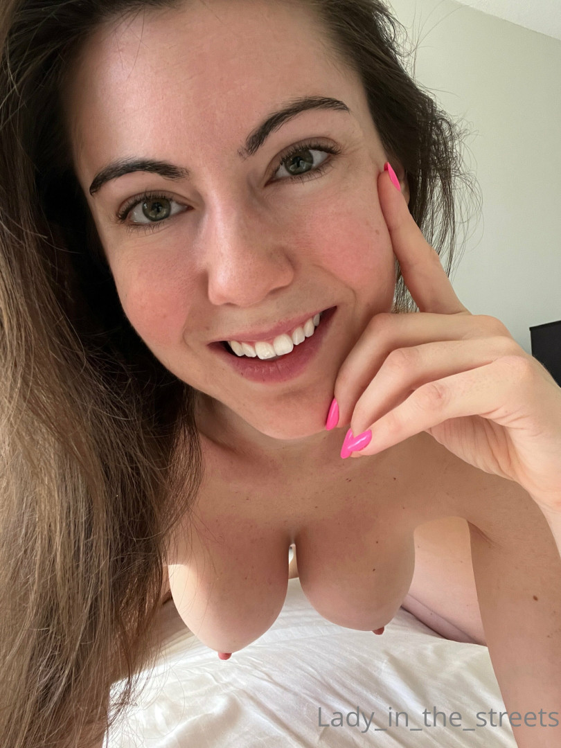 Photo by lady_in_the_streets published on August 29,2023 02:18:43 - BestThots