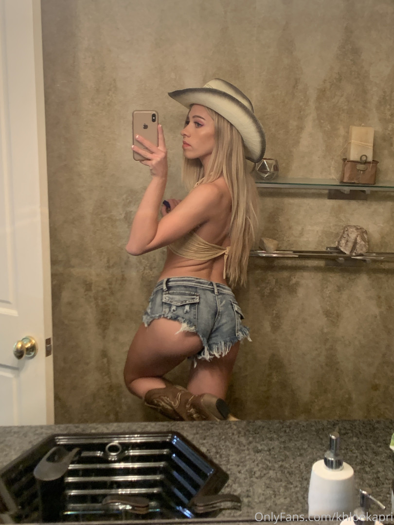 Photo by khloekapri published on October 17,2023 08:31:25 - BestThots