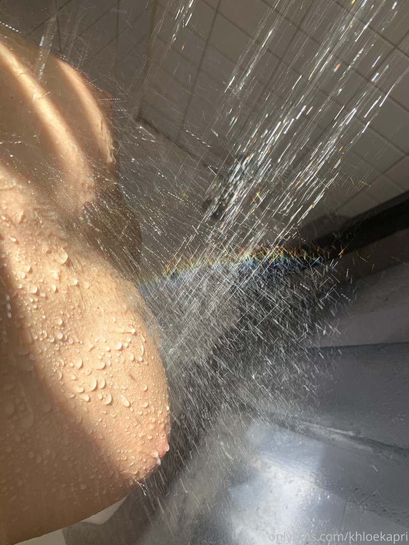 Photo by khloekapri published on October 17,2023 08:36:11 - BestThots