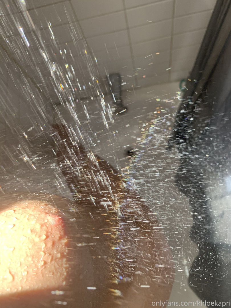 Photo by khloekapri published on October 17,2023 08:45:10 - BestThots