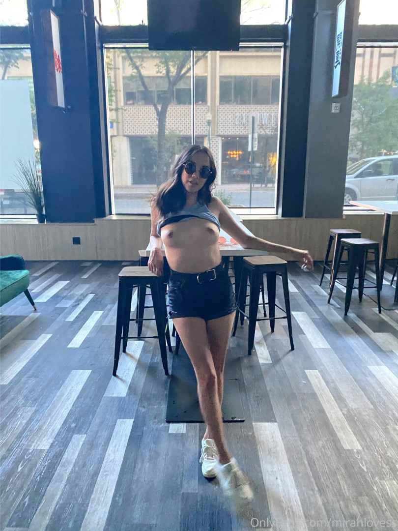Photo by mirahlovess published on October 16,2023 10:36:23 - BestThots