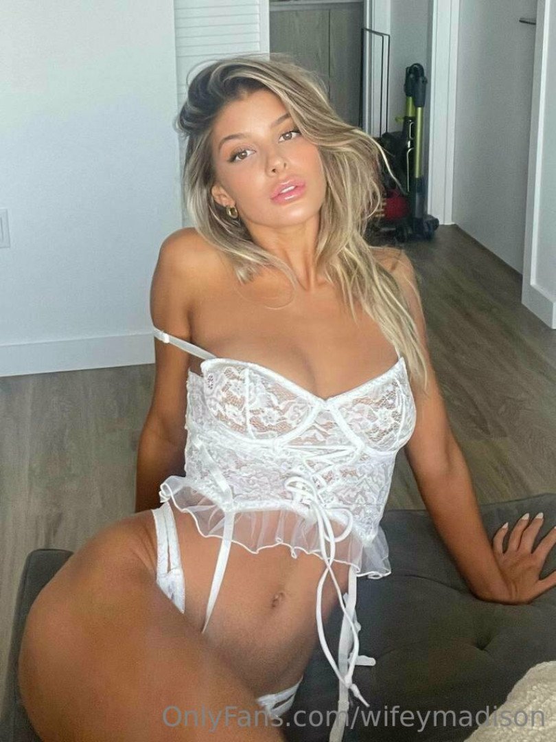 Photo by wifeymadison published on June 30,2023 14:49:44 - BestThots
