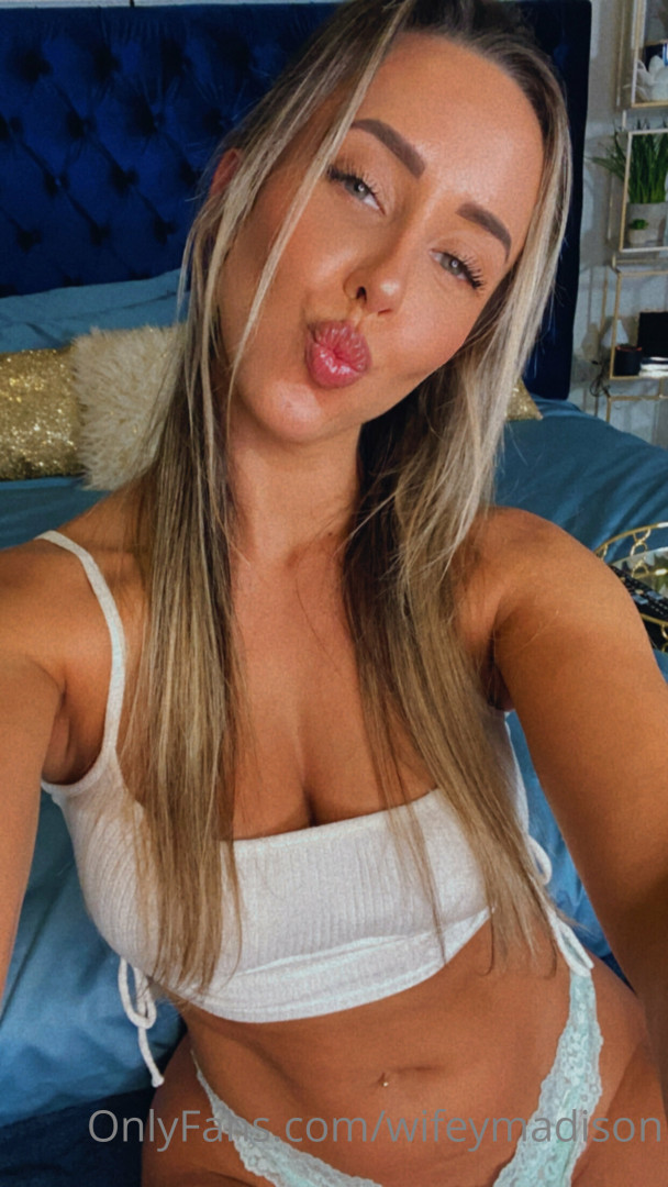 Photo by wifeymadison published on June 30,2023 14:52:16 - BestThots