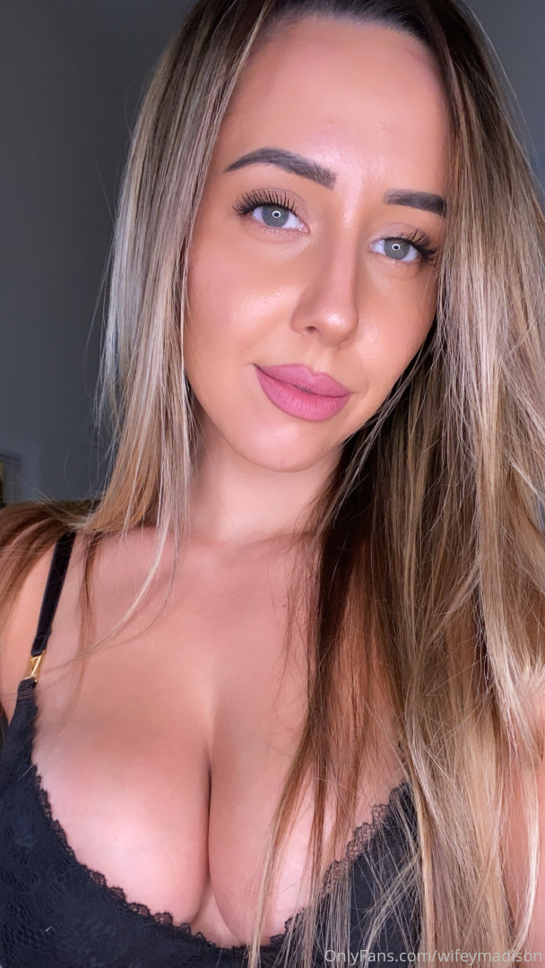 Photo by wifeymadison published on June 30,2023 14:54:24 - BestThots