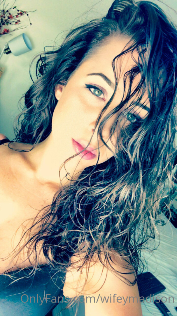 Photo by wifeymadison published on June 30,2023 14:59:38 - BestThots