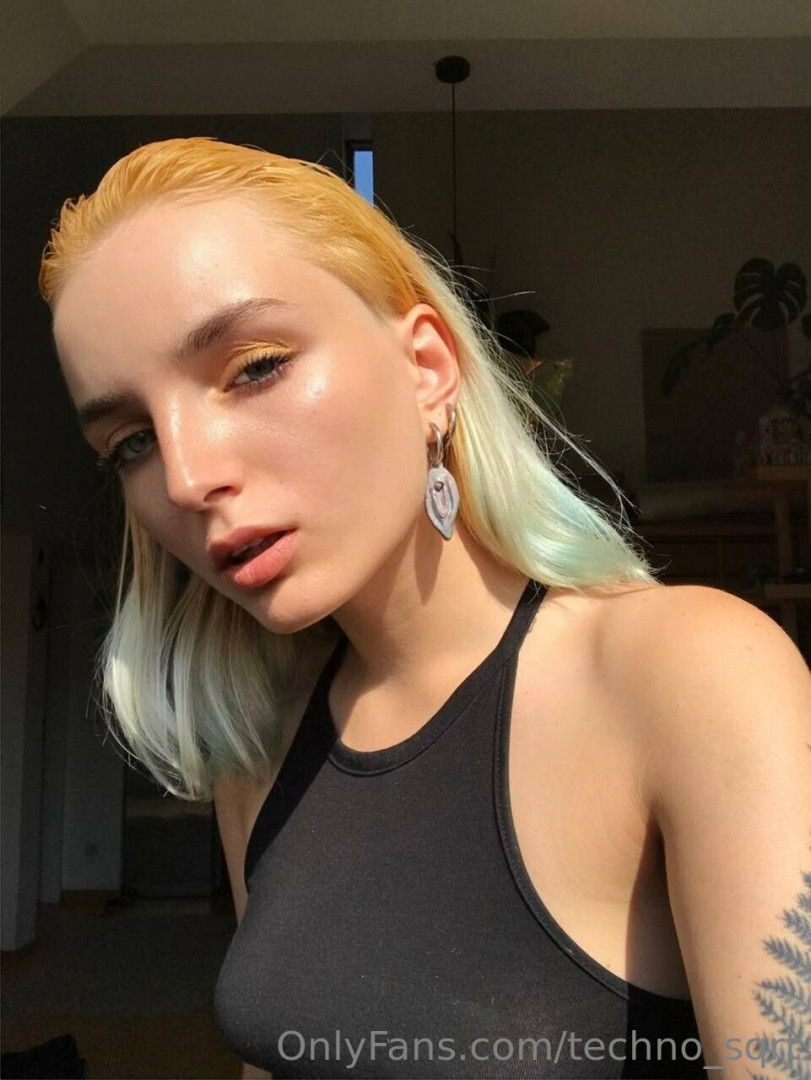 Photo by techno_sqrt published on May 17,2023 08:06:22 - BestThots