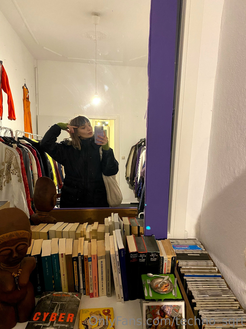 Photo by techno_sqrt published on May 17,2023 08:07:45 - BestThots