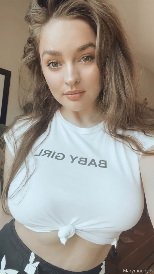 Photo by marymoodyxxx published on October 16,2023 09:18:35 - BestThots