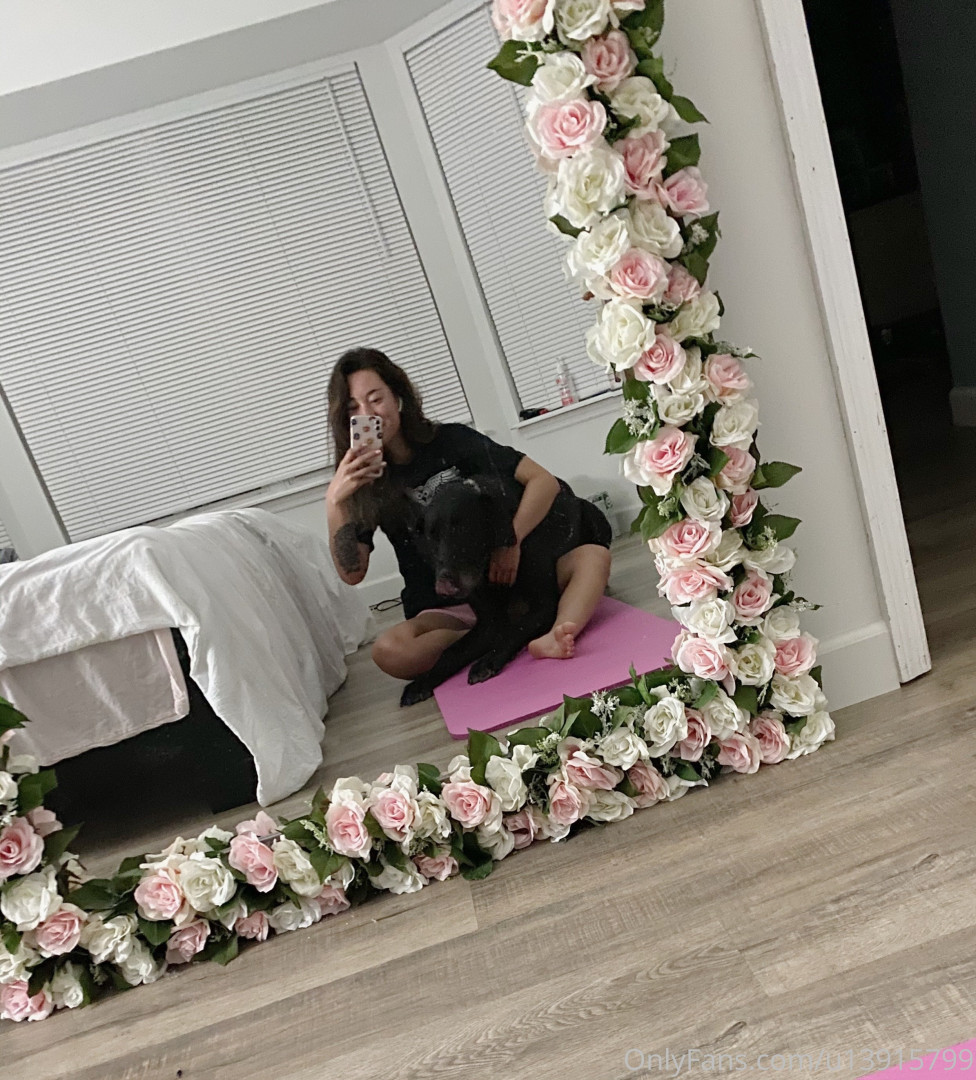 Photo by notsoinocent.asian published on October 15,2023 07:54:36 - BestThots