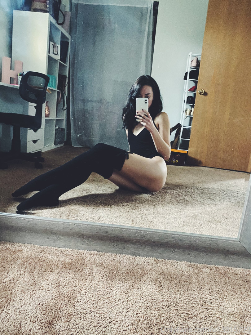 Photo by notsoinocent.asian published on October 16,2023 00:20:49 - BestThots