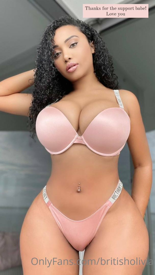 Photo by britisholivia published on October 16,2023 13:24:53 - BestThots