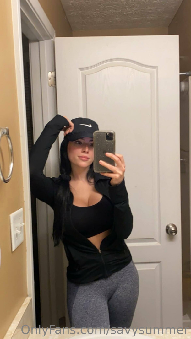 Photo by savysummer published on June 1,2023 13:10:18 - BestThots