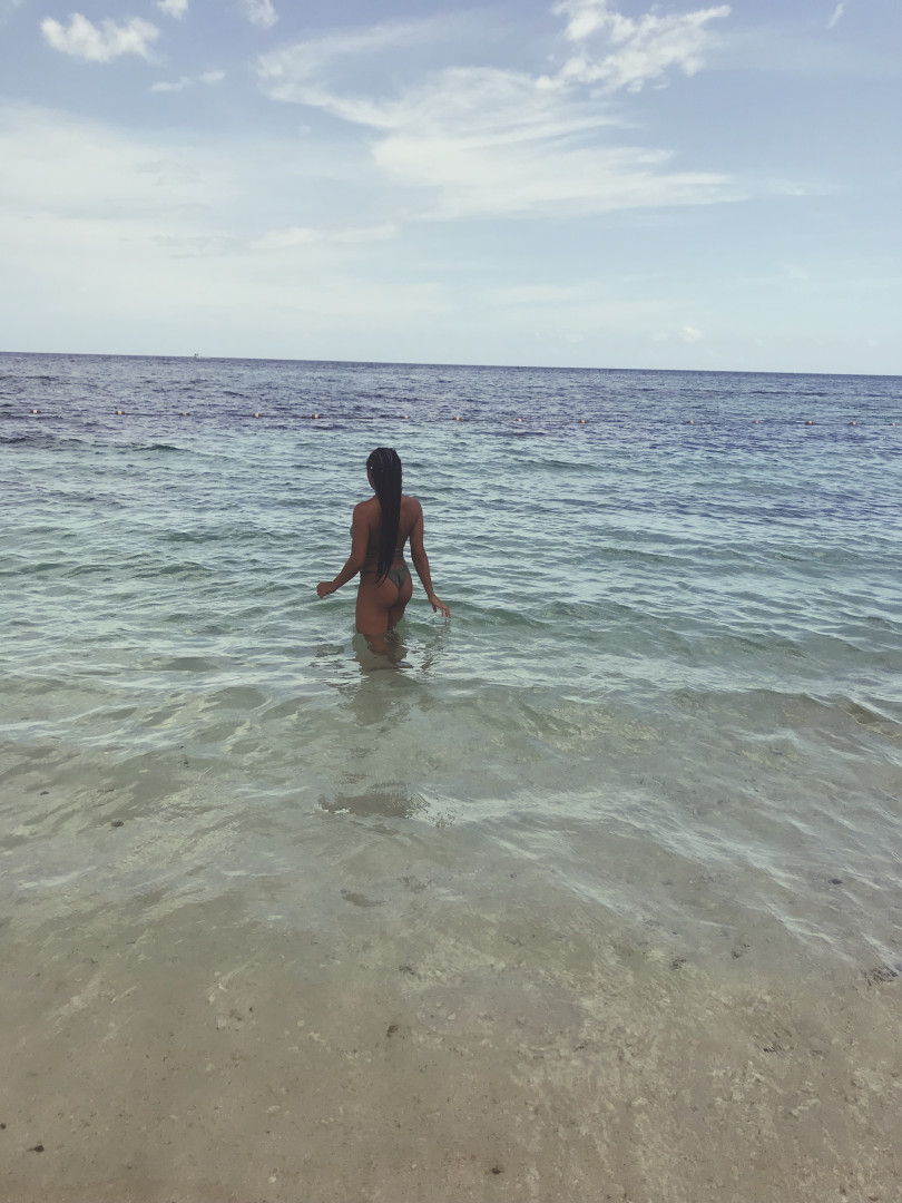 Photo by anyaivy published on November 24,2023 00:25:22 - BestThots