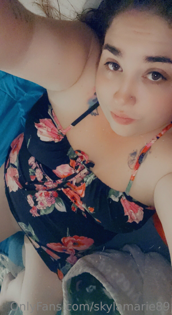 Photo by skylamarie89 published on May 17,2023 22:51:45 - BestThots