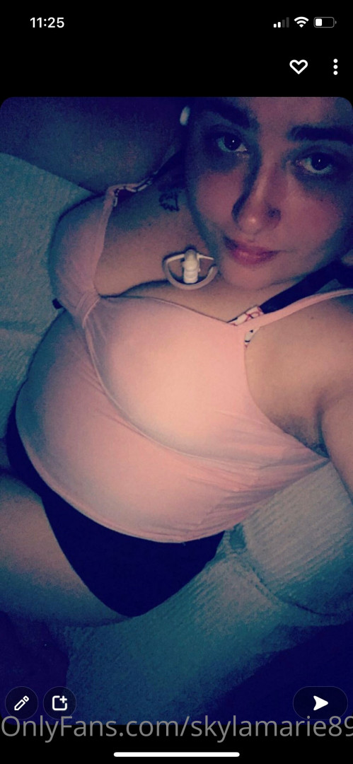 Photo by skylamarie89 published on May 17,2023 22:51:48 - BestThots