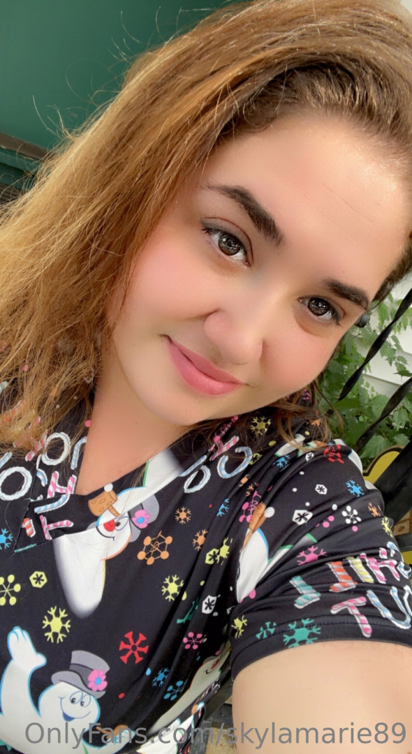 Photo by skylamarie89 published on May 17,2023 22:51:50 - BestThots