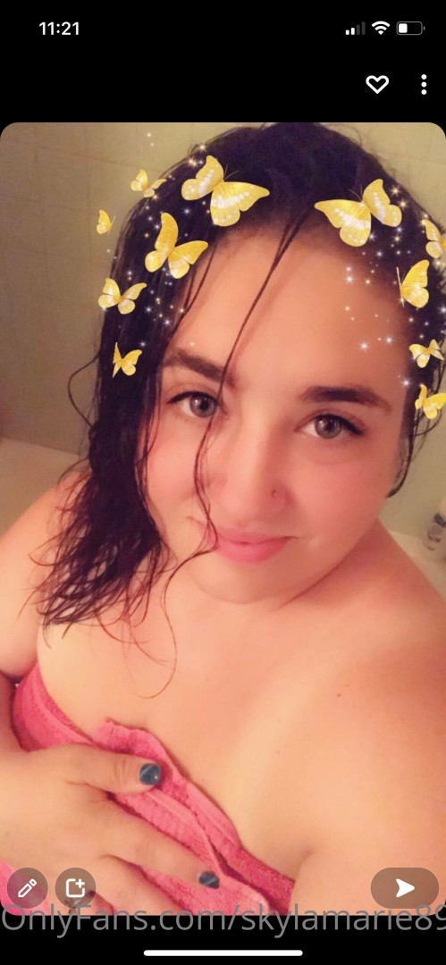 Photo by skylamarie89 published on May 17,2023 22:51:59 - BestThots