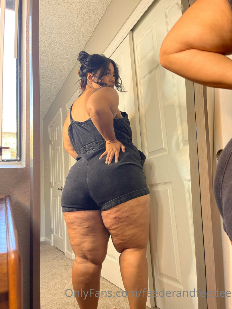Photo by feederandfeedee published on October 15,2023 13:23:47 - BestThots