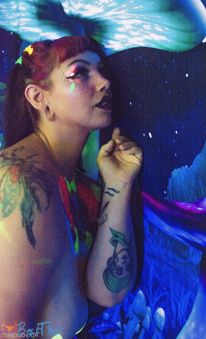 Photo by sugarsweetmeatpie published on December 13,2024 16:03:21 - BestThots