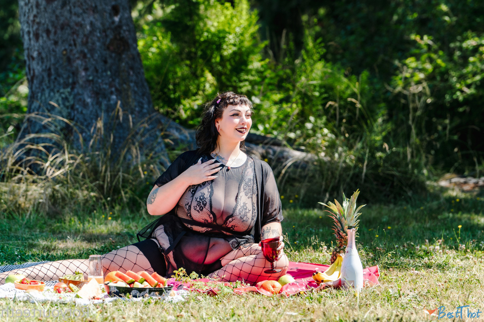 Photo by sugarsweetmeatpie published on December 13,2024 16:06:13 - BestThots