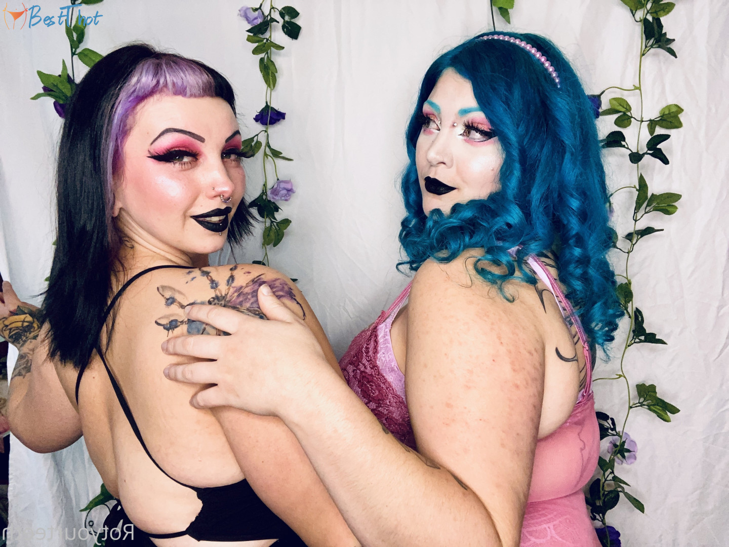 Photo by sugarsweetmeatpie published on December 13,2024 17:03:01 - BestThots